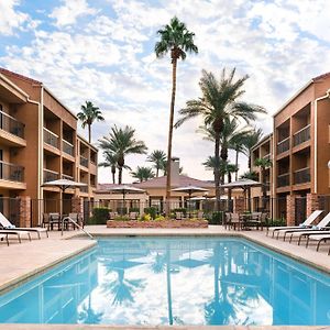 Courtyard By Marriott Las Vegas Convention Center